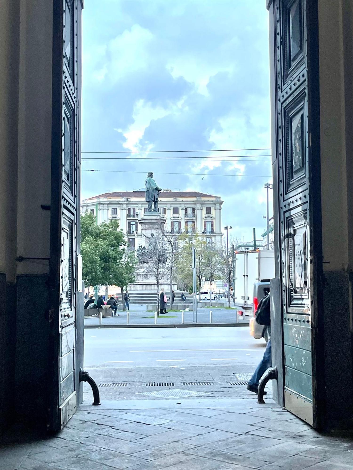 House Piazza Garibaldi By Loveinthetravel Neapel Exterior foto